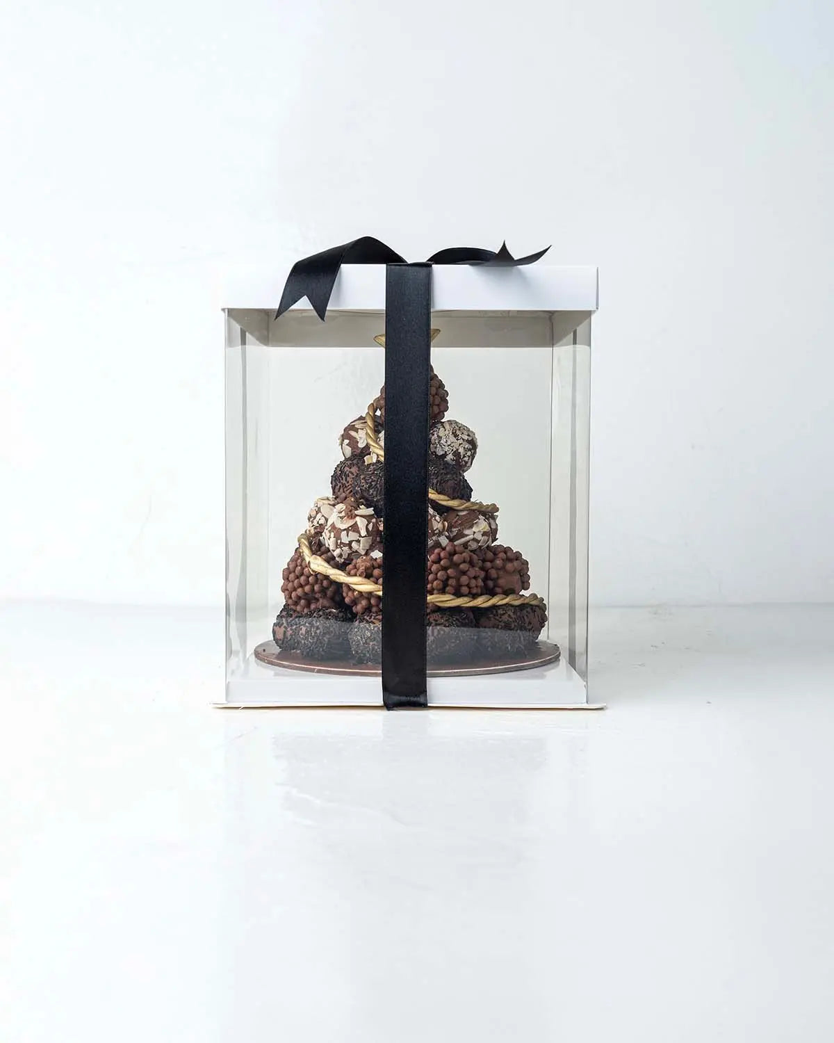 40-cake-pops-tree-dubai