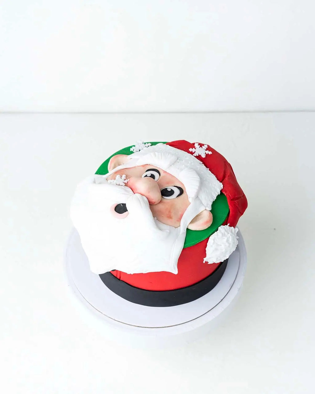 santa-cake-dubai