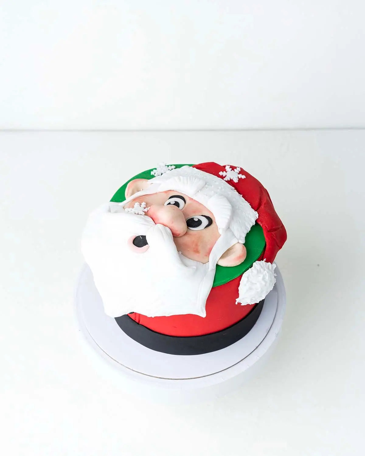 santa-cake-dubai
