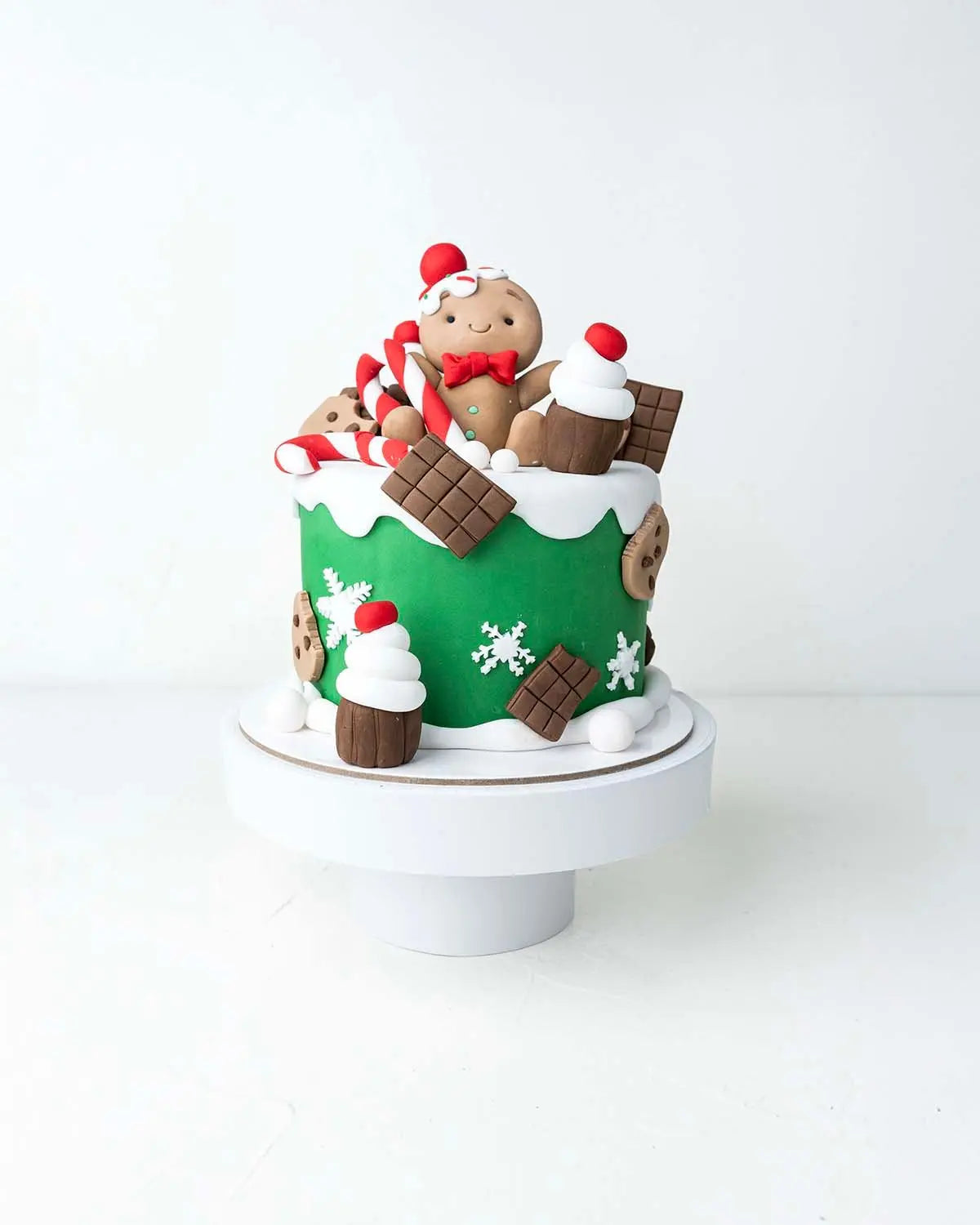 gingerbread-man-cake-dubai