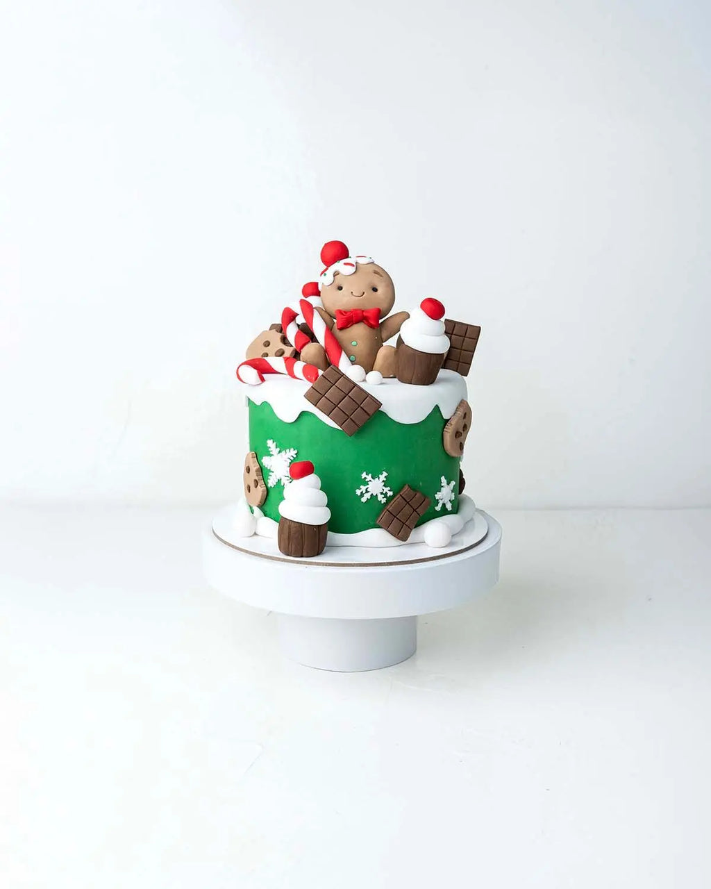 gingerbread-man-cake-dubai