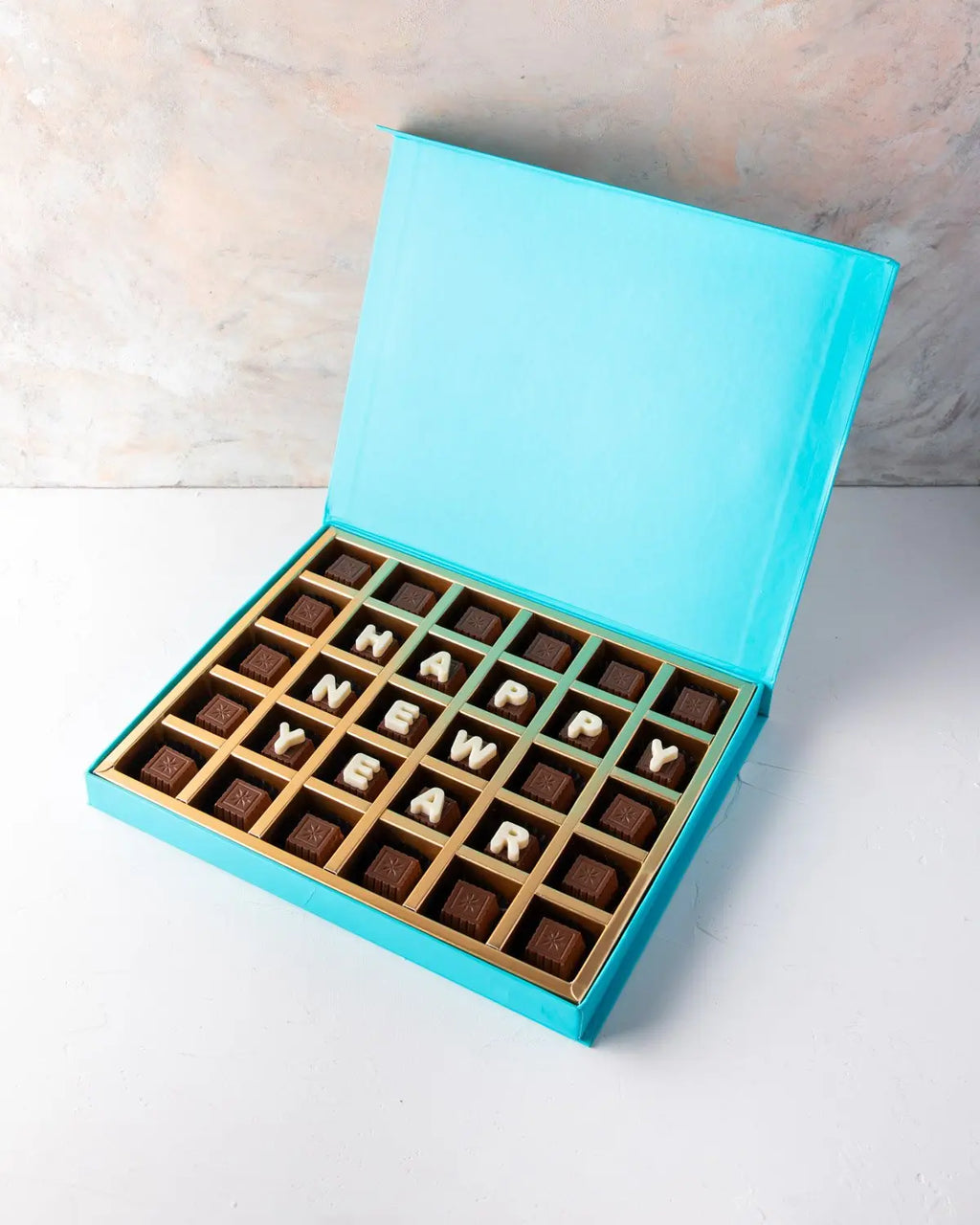 customizable-new-year-chocolates-dubai