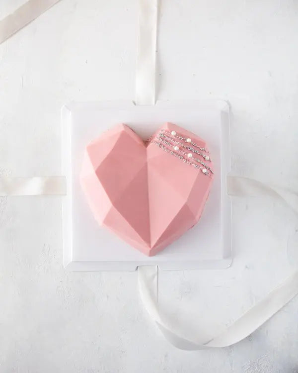 3d-diamond-heart-dubai