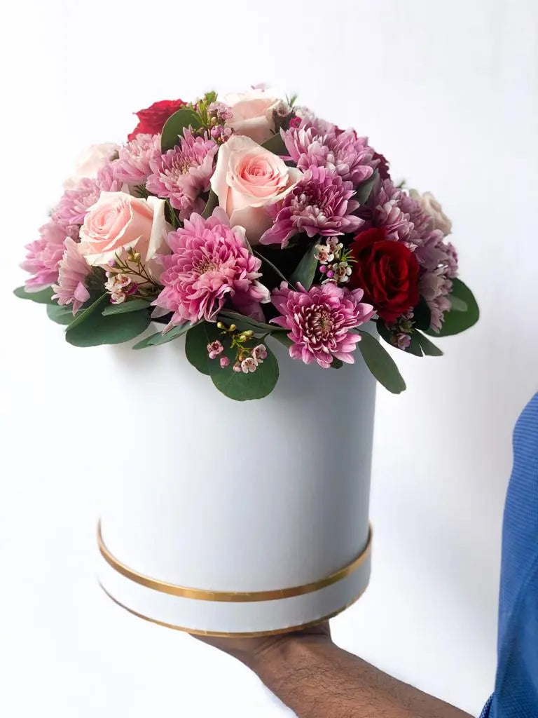 blush-charm-rose-box-dubai