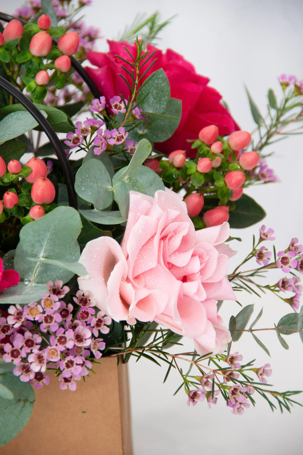 pink-spritz-flower-bag-dubai