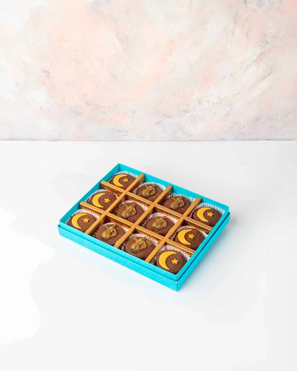ramadan-theme-chocolate-covered-cake-bites-dubai