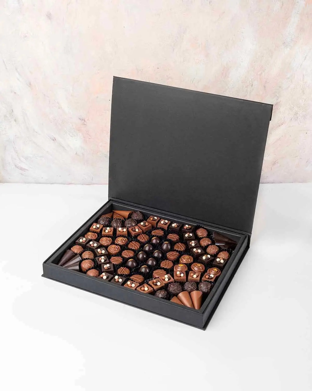 84-assorted-chocolates-dubai