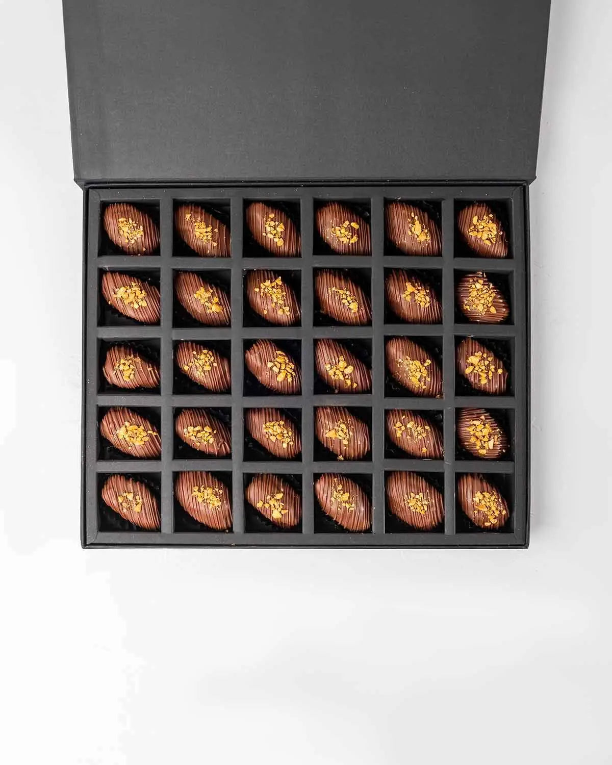 30-chocolate-covered-dates-dubai