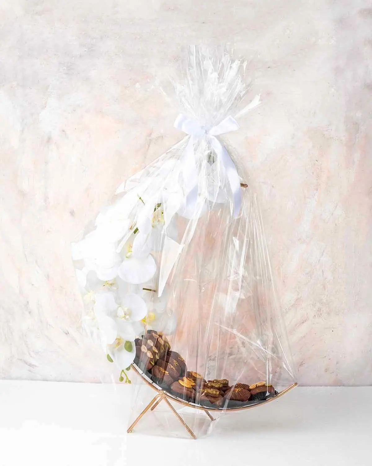 crescent-dates-collection-dubai