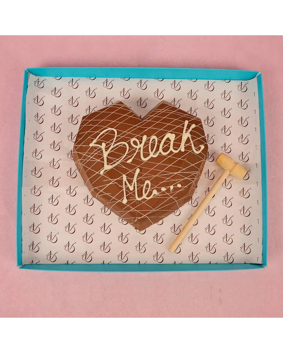 edible-heart-chocolate-dubai