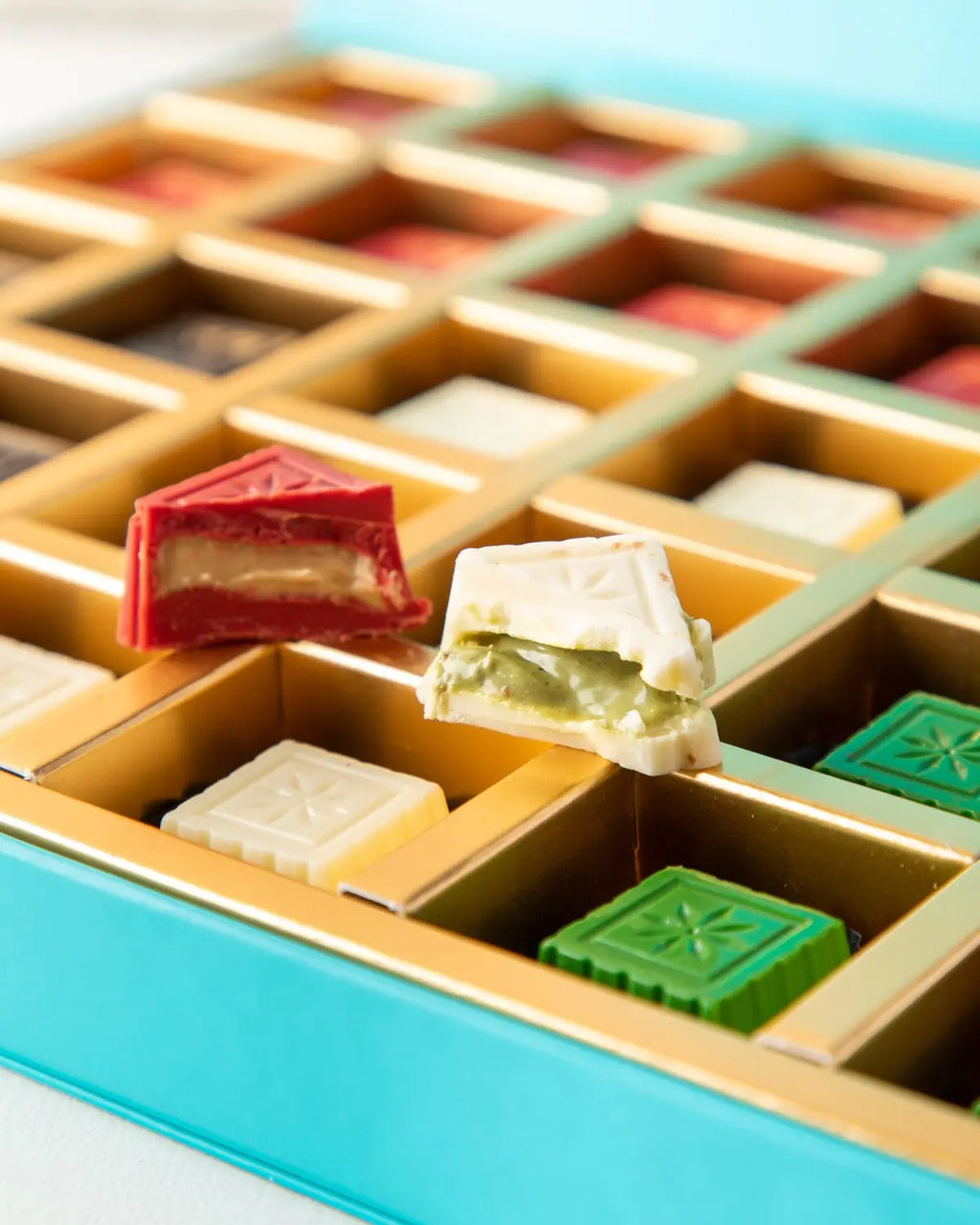 uae-national-assorted-chocolates-dubai