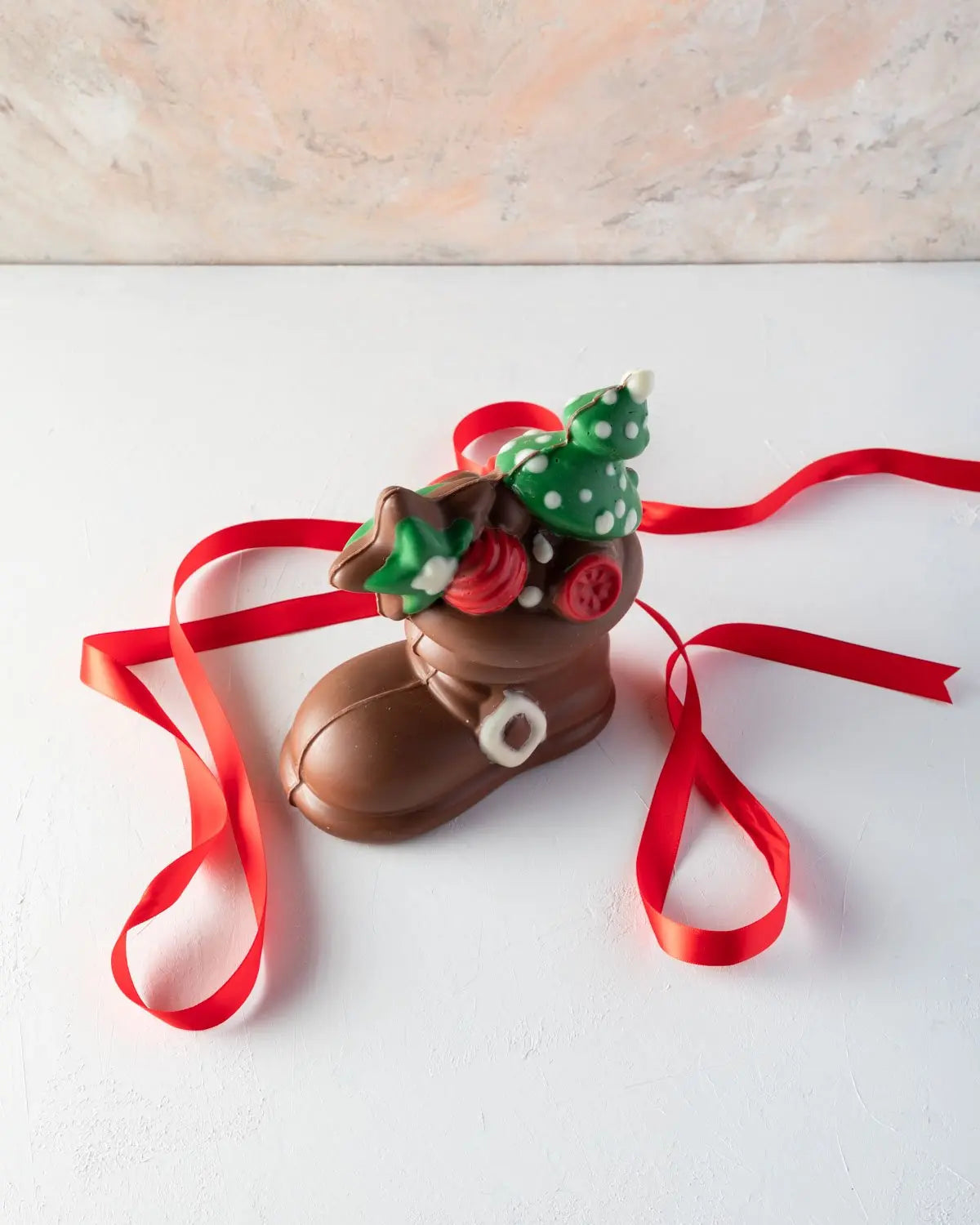 edible-santa-boot-dubai