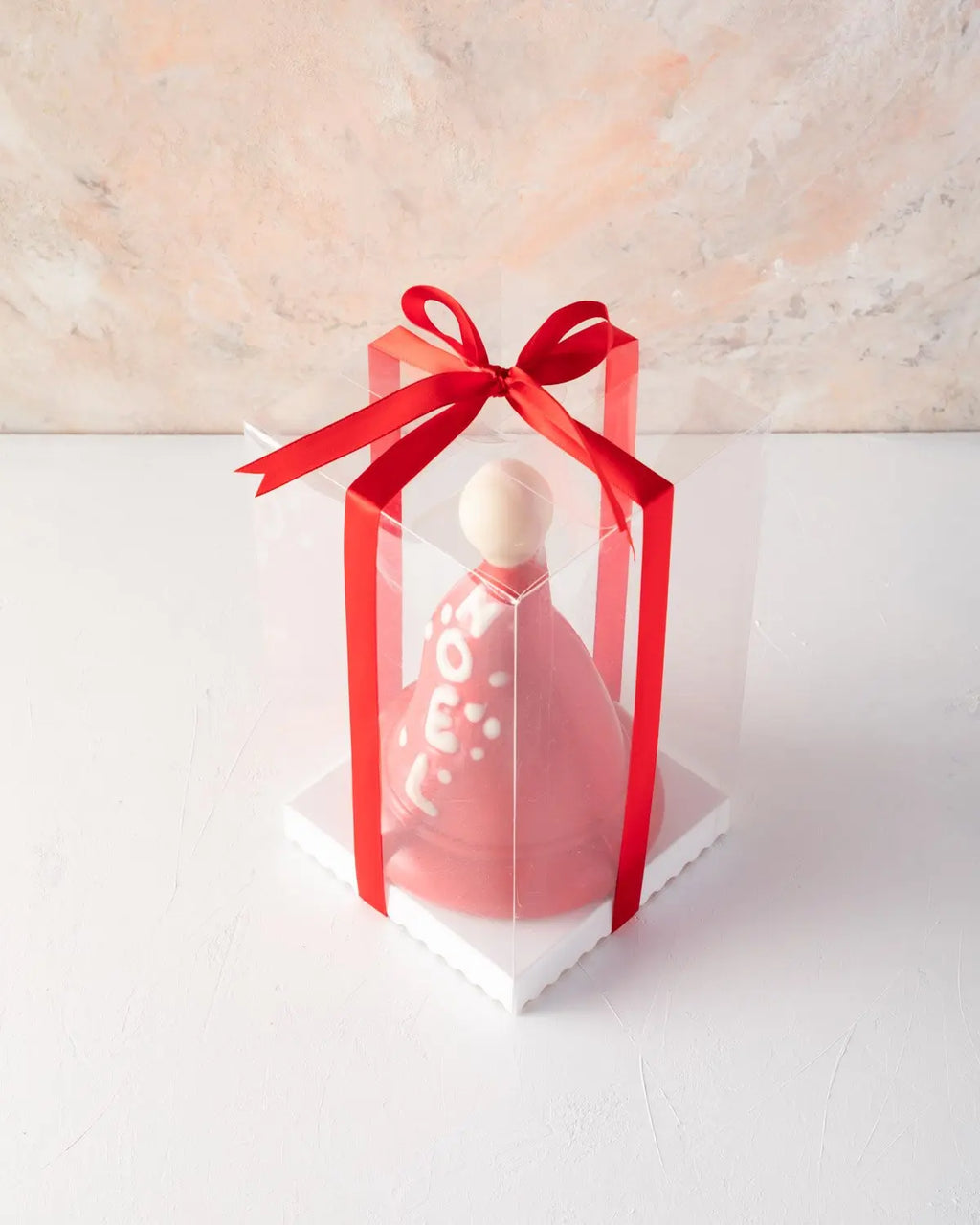 edible-santa-hat-dubai