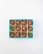 assorted-santa-and-strawberry-box-dubai