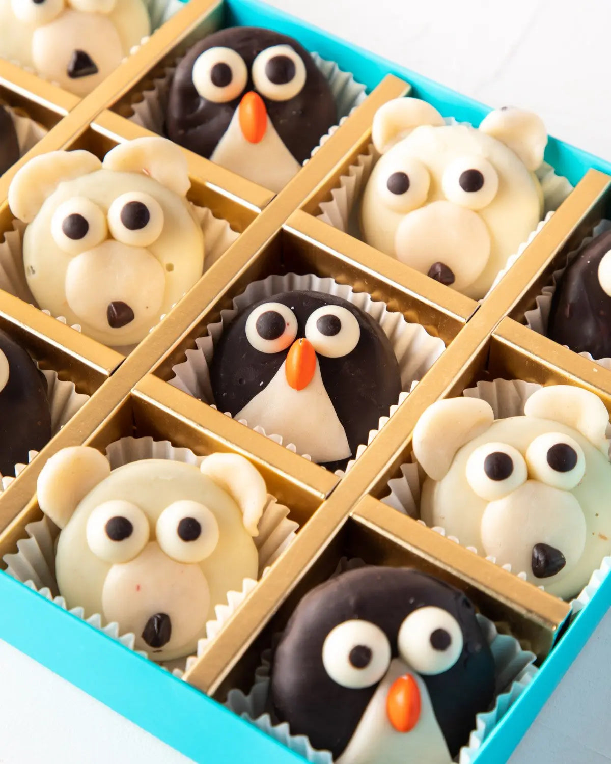 penguin-and-polar-bear-oreos-dubai