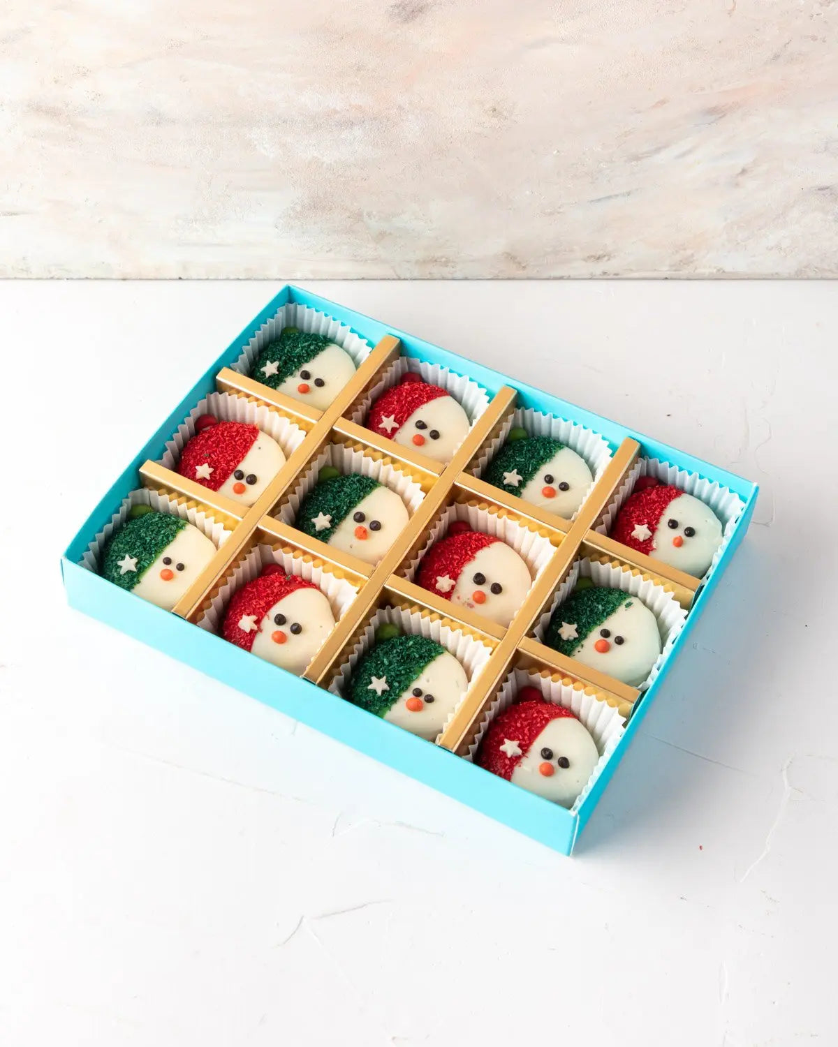 12pcs-snowman-oreos-dubai