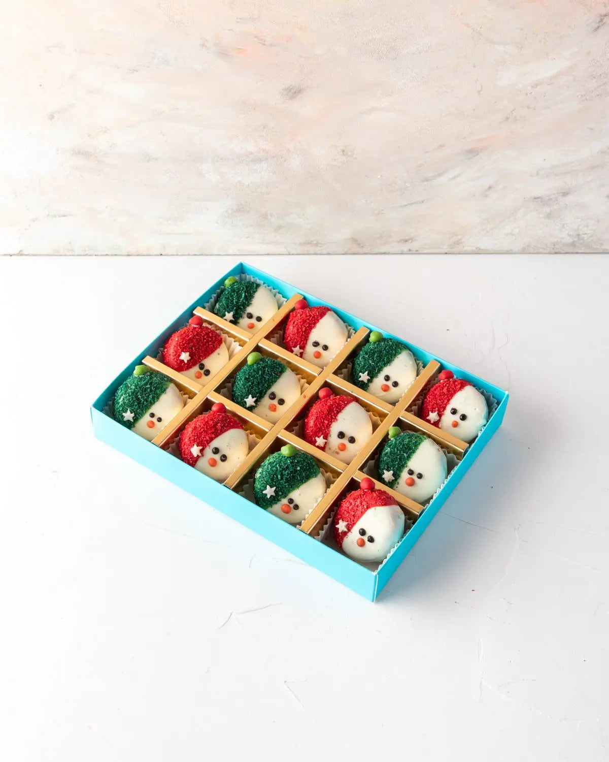 12pcs-snowman-oreos-dubai
