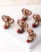 chocolate-strawberry-reindeer-dubai