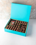 assorted-christmas-greetings-box-dubai