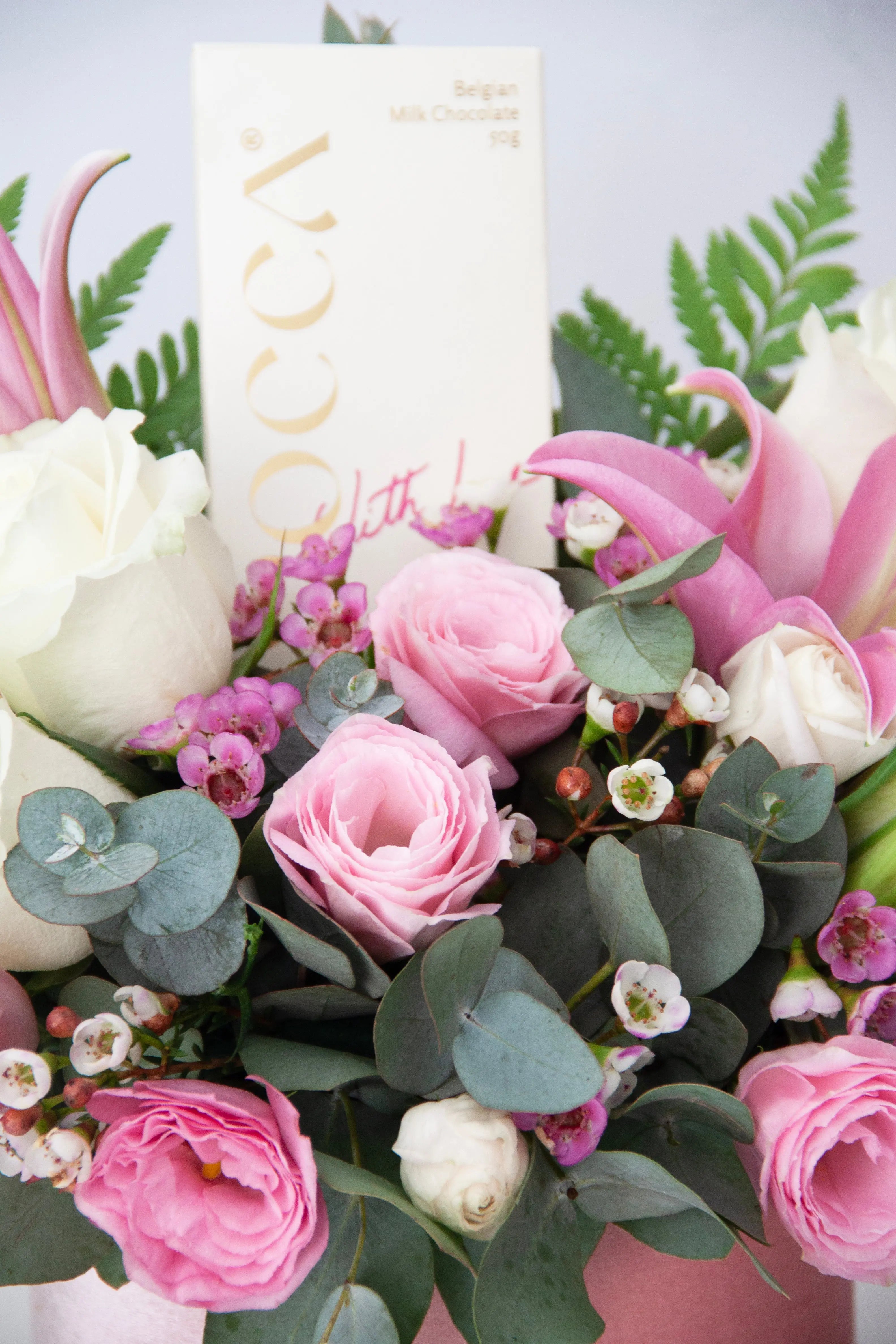 flowers-chocolate-box-dubai